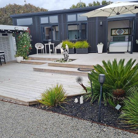 Appartamento Aroha Tiny House Peka Peka Waikanae Esterno foto