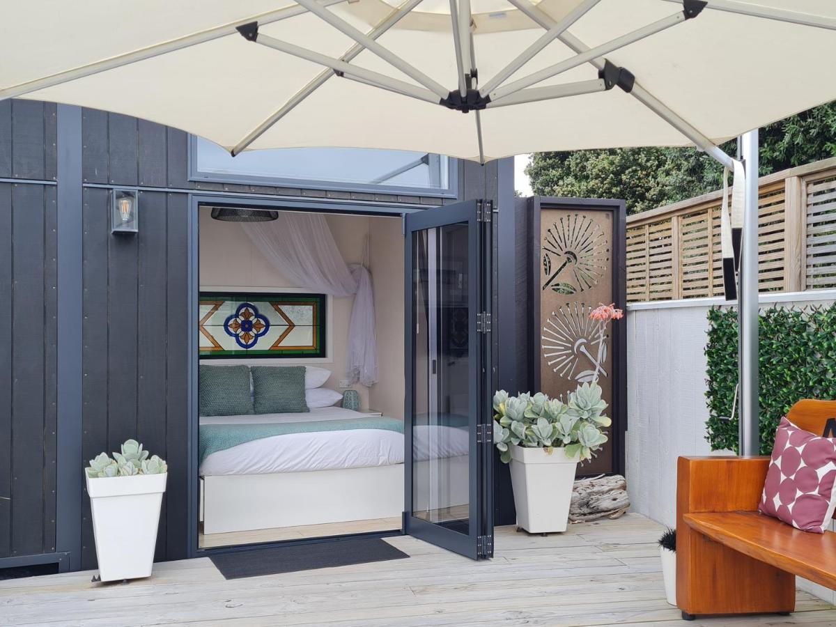Appartamento Aroha Tiny House Peka Peka Waikanae Esterno foto