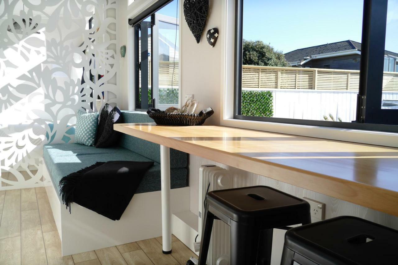 Appartamento Aroha Tiny House Peka Peka Waikanae Esterno foto